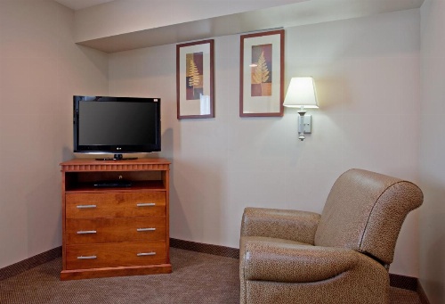 Candlewood Suites LAX Hawthorne image 7
